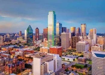 10 Famous Singers from Texas