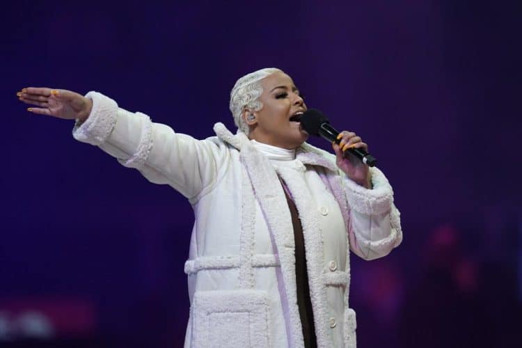 15 Best Christian Gospel Singers of All Time