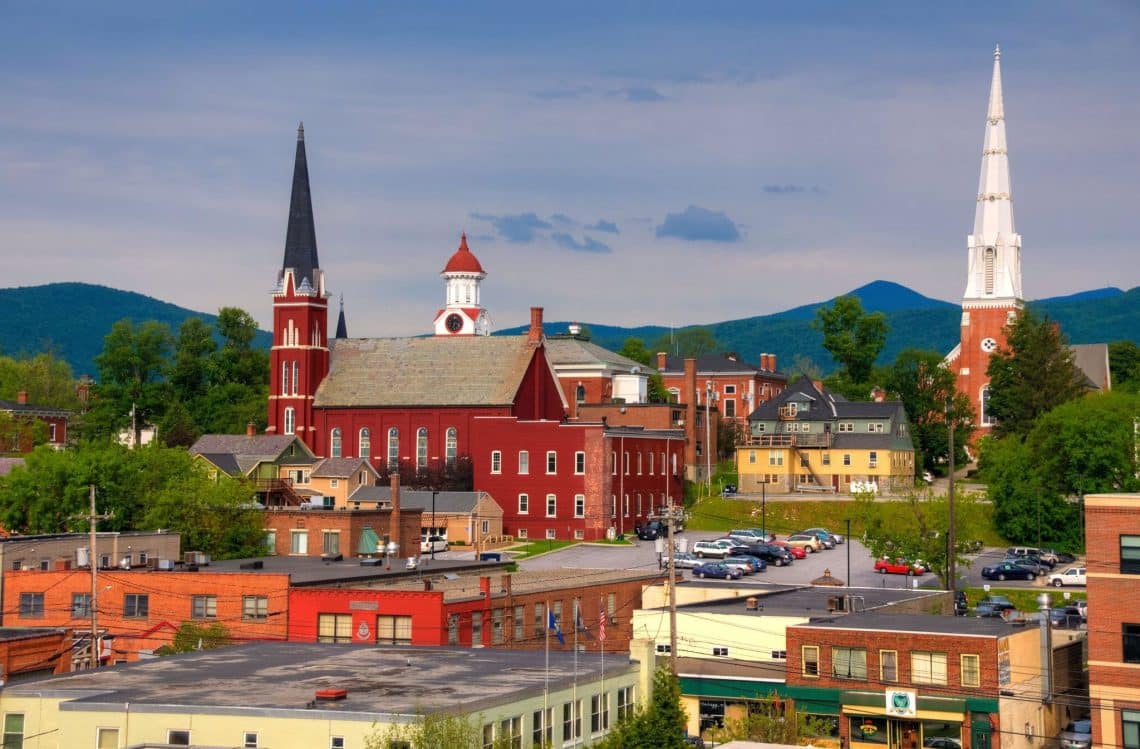 10 Famous Singers from Vermont