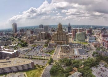 10 Famous Singers from Wyoming