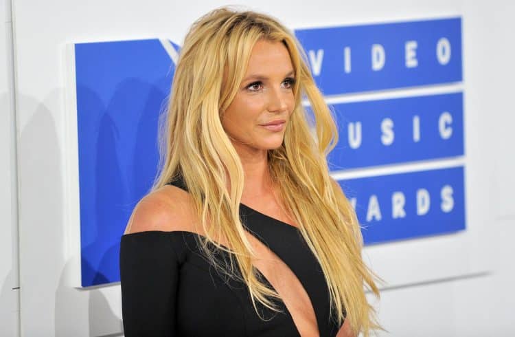 10 Best Britney Spears Songs of All Time - Singersroom.com