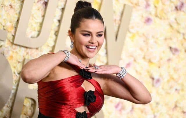 10 Best Selena Gomez Songs of All Time - Singersroom.com