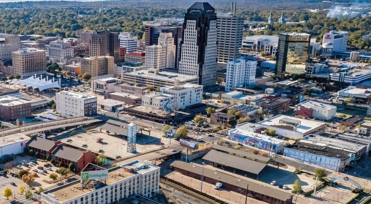 10 Famous Singers from Louisiana