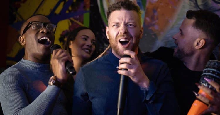 15 Best Karaoke Singers of All Time