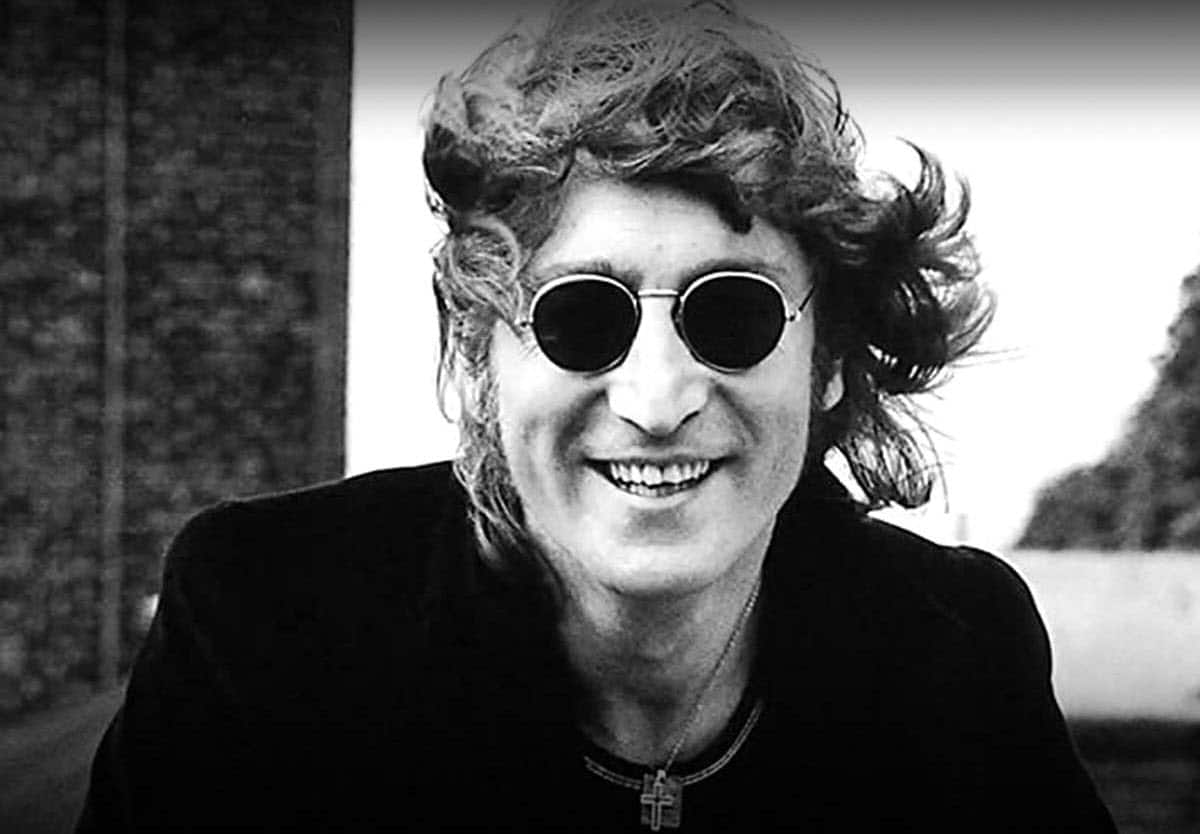 10 Best John Lennon Songs of All Time - Singersroom.com
