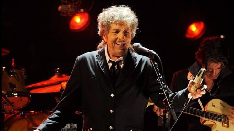 10 Best Bob Dylan Songs of All Time - Singersroom.com