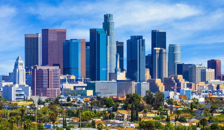 10 Famous Singers from California