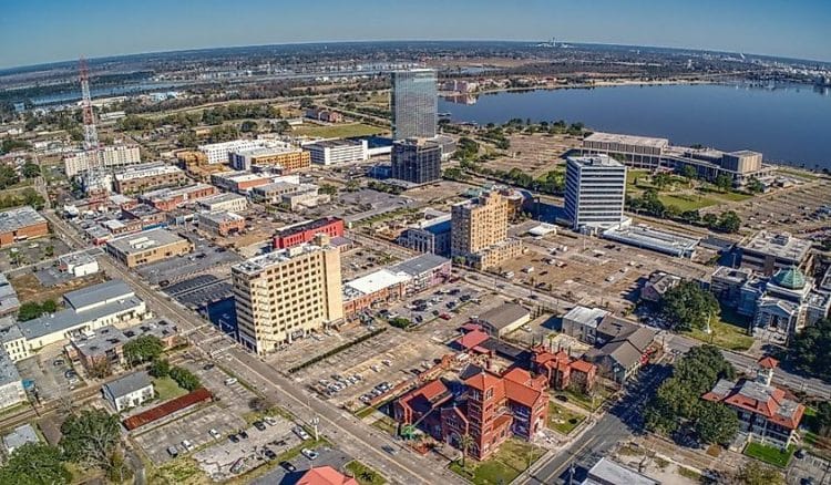 10 Famous Singers from Louisiana