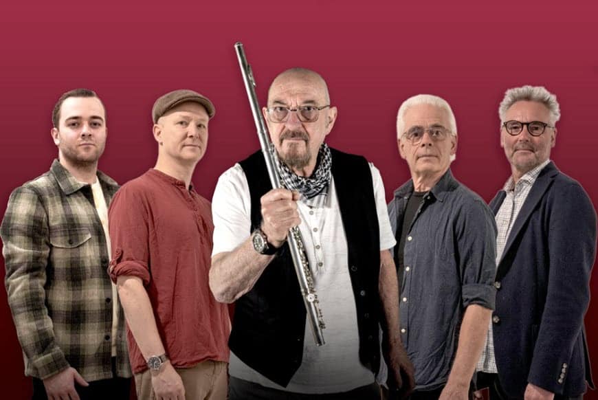 10 Best Jethro Tull Songs Of All Time - Singersroom.com