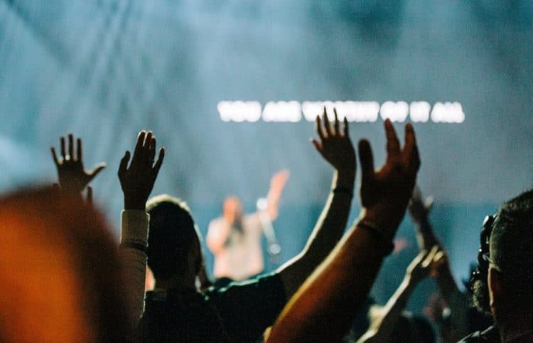 10 Best Worship Songs of All Time