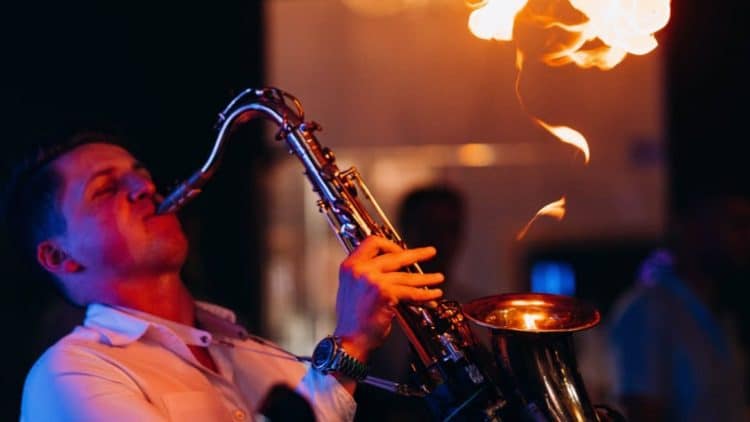 15 Best Saxophone Players of All Time