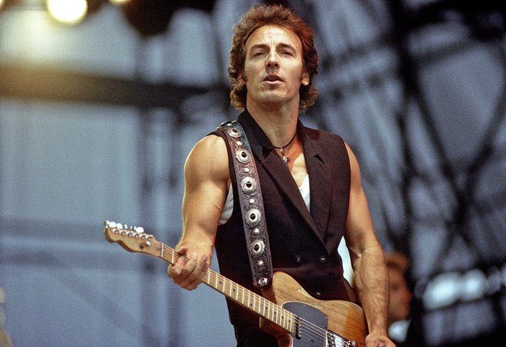 15 Best Classic Rock Songs of All Time