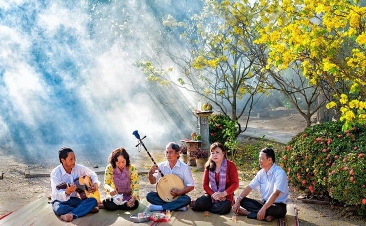 15 Best Folk Music Songs of All Time