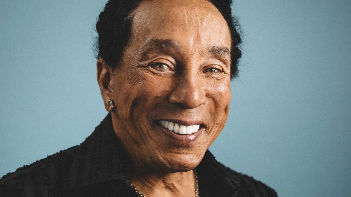 10 Best Smokey Robinson Songs Of All Time - Singersroom.com