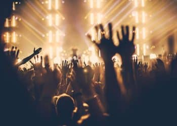 10 Best Worship Songs of All Time