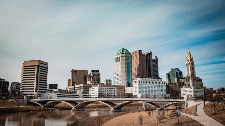 10 Famous Singers from Ohio