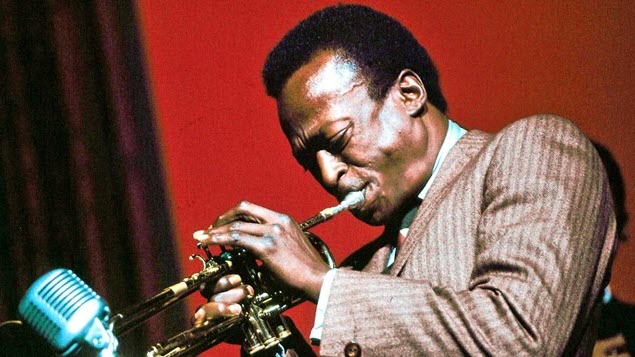 15 Best Jazz Songs of All Time - Singersroom.com