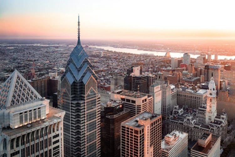 10 Famous Singers from Pennsylvania