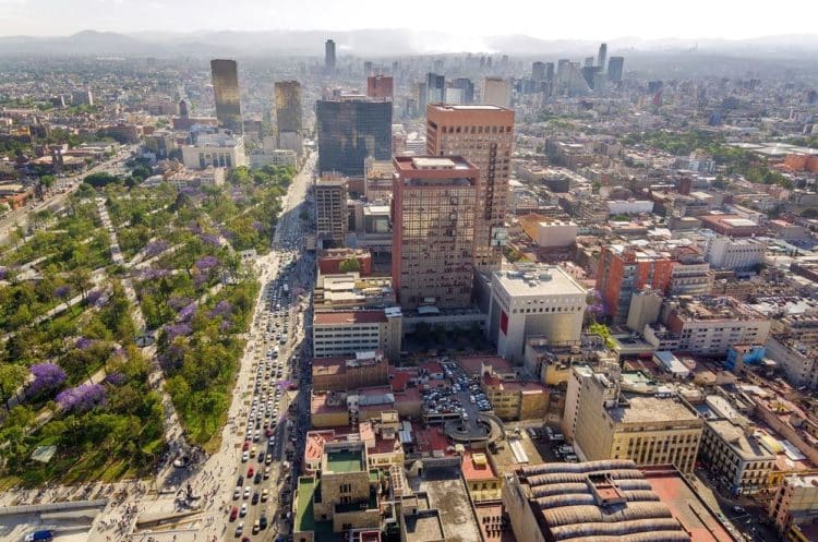 10 Famous Singers from Mexico