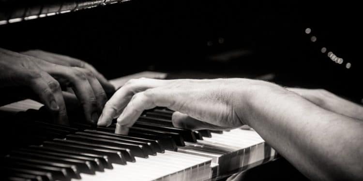 15 Best Piano Songs of All Time - Singersroom.com