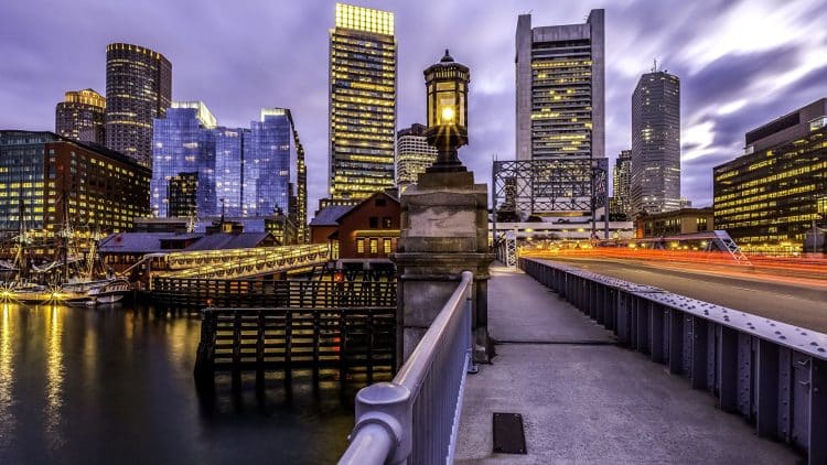 10 Famous Singers from Massachusetts