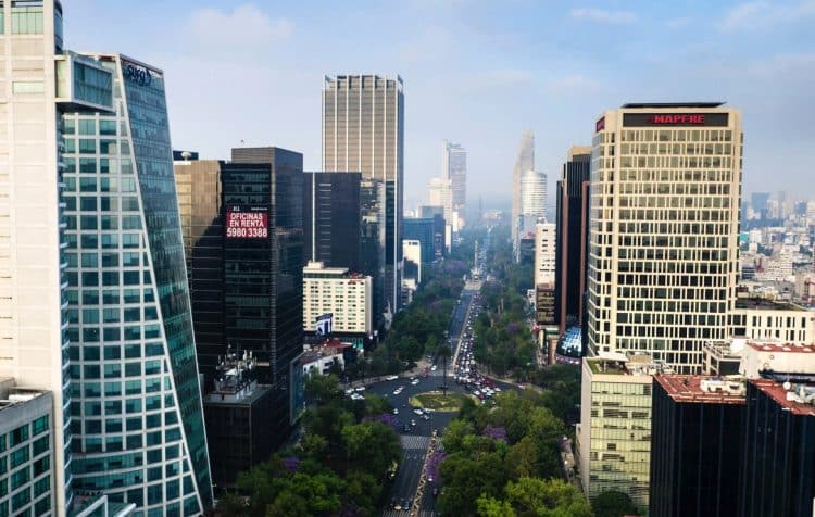 10 Famous Singers from Mexico