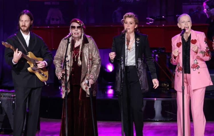 10 Best Joni Mitchell Songs of All Time