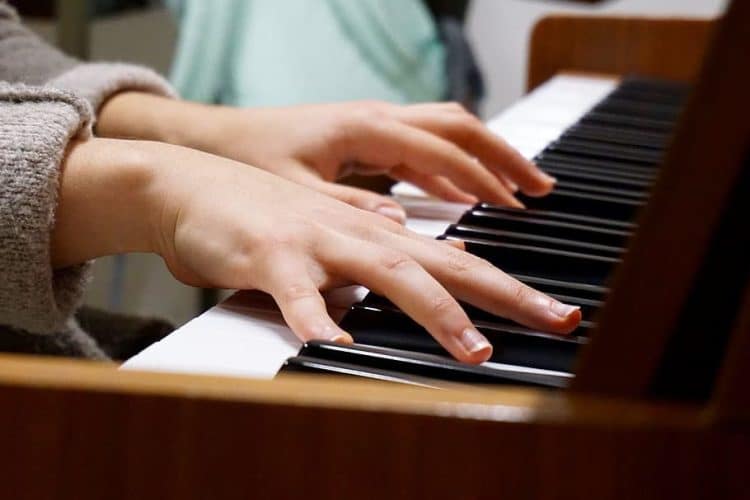15 Best Piano Players of All Time