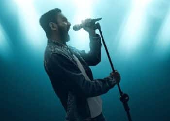 15 Best Male Singers of All Time