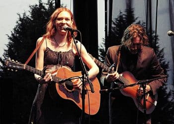 15 Best Folk Music Songs of All Time