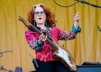 10 Best Bonnie Raitt Songs of All Time