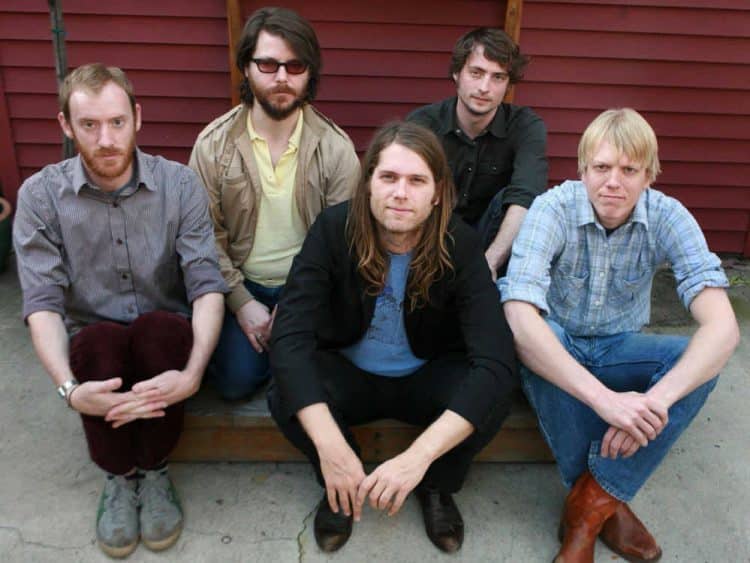 15 Best Folk Bands of All Time