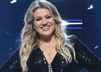 10 Best Kelly Clarkson Songs of All Time