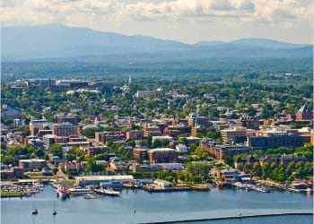 10 Famous Singers from Vermont