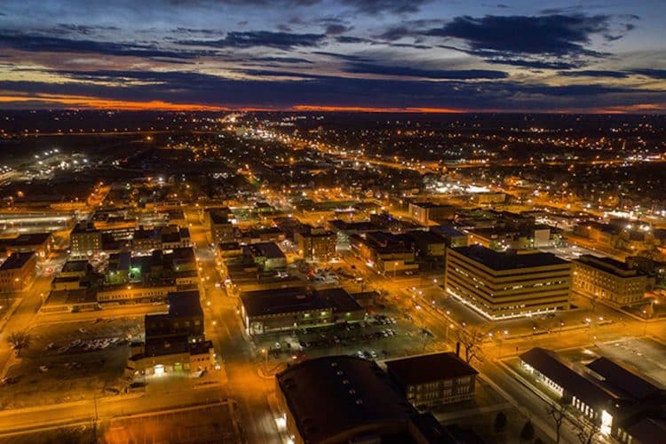 10 Famous Singers from South Dakota