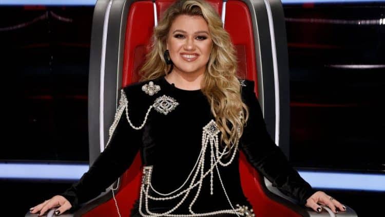 10 Best Kelly Clarkson Songs of All Time