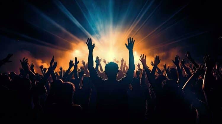 10 Best Worship Songs of All Time