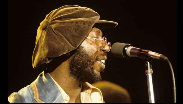 10 Best Curtis Mayfield Songs of All Time