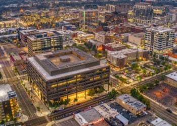 10 Famous Singers from Idaho