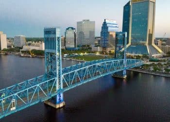 10 Famous Singers from Florida