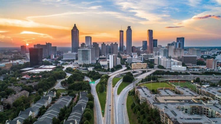 10 Famous Singers from Georgia