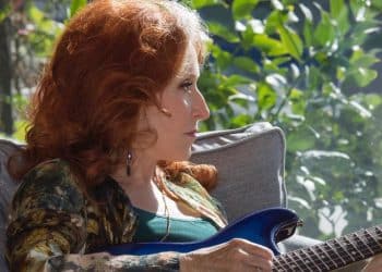 10 Best Bonnie Raitt Songs of All Time