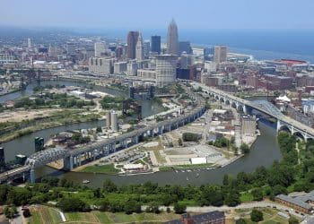 10 Famous Singers from Ohio