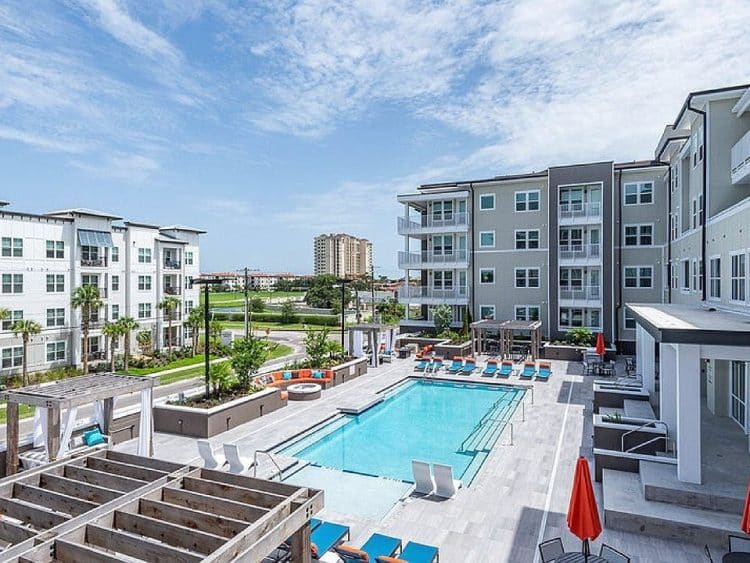 10 Famous Singers from Mississippi