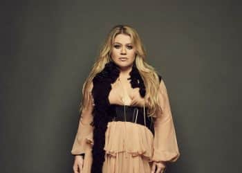 10 Best Kelly Clarkson Songs of All Time