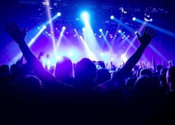 10 Best Worship Songs of All Time