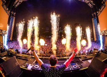 15 Best Electronic Music Songs of All Time