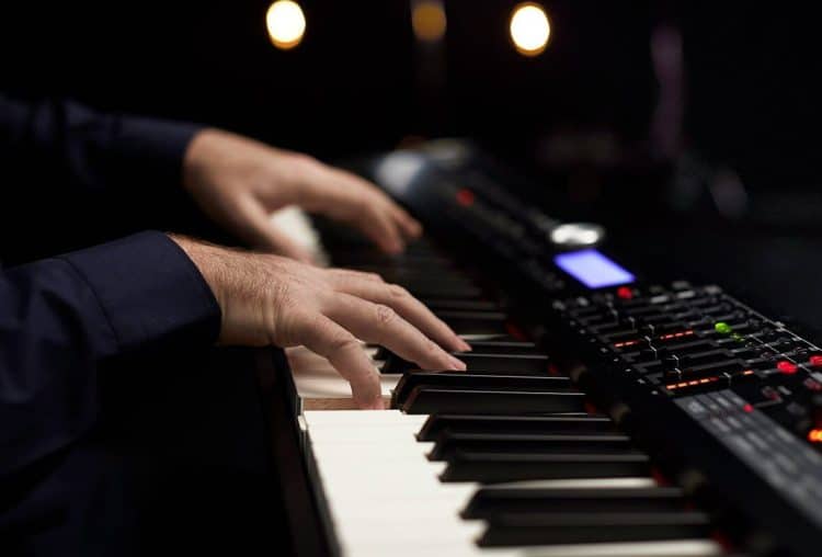 15 Best Piano Players of All Time