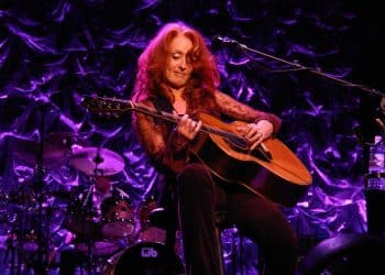 10 Best Bonnie Raitt Songs of All Time