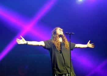 10 Best Hillsong Worship Songs of All Time